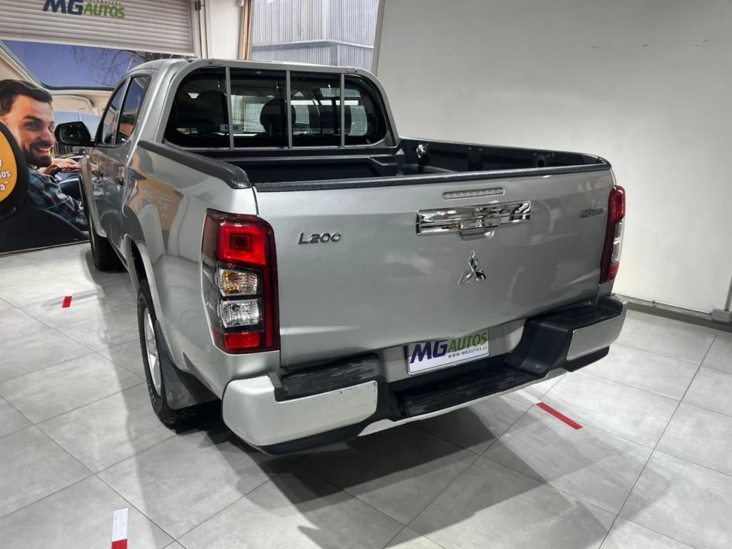 imagen 0 de vehiculo con id 2135